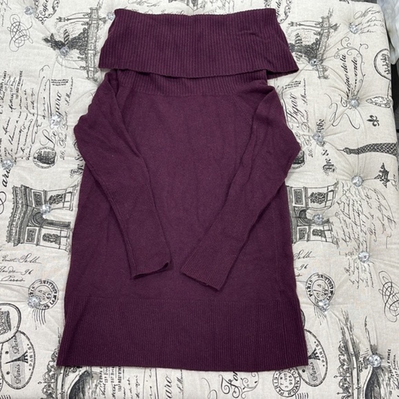 Halogen Convertible Neck Sweater - Picture 5 of 8